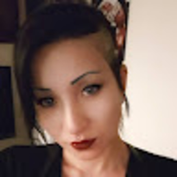 Meet your Posher, Adele - Picture 1 of 1